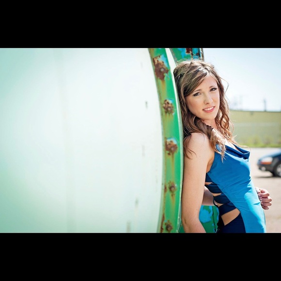 Blue Ombré Formal Dress - Picture 4 of 4